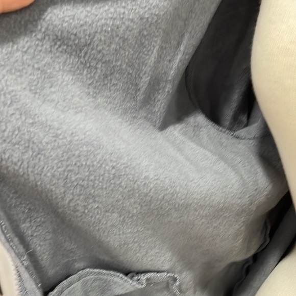 H&M bundle of 2 Man sweethearts - Picture 2 of 6